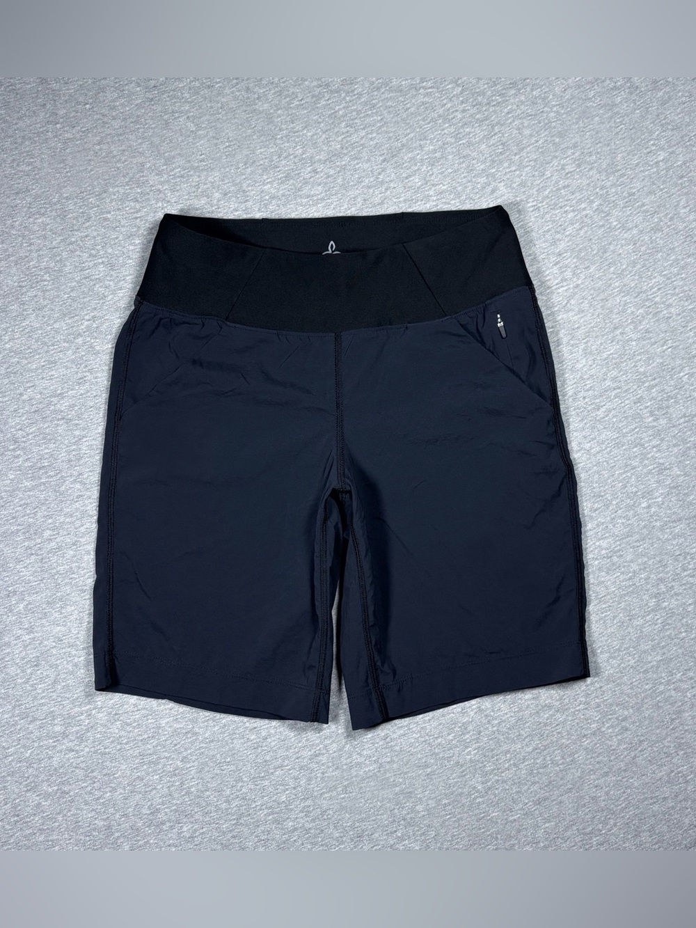 Prana Koen Shorts Women’s XS Black Stretch Bermuda 9in Inseam Athletic Nylon
